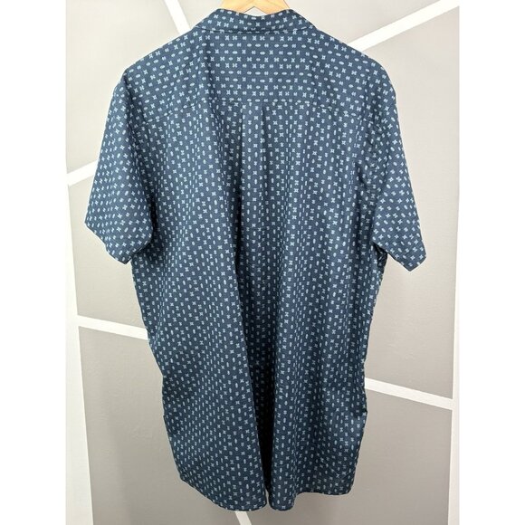 Patagonia Go To Short Sleeve Button Shirt Men’s XXL Blue Geometric AOP 52691 - Picture 2 of 13